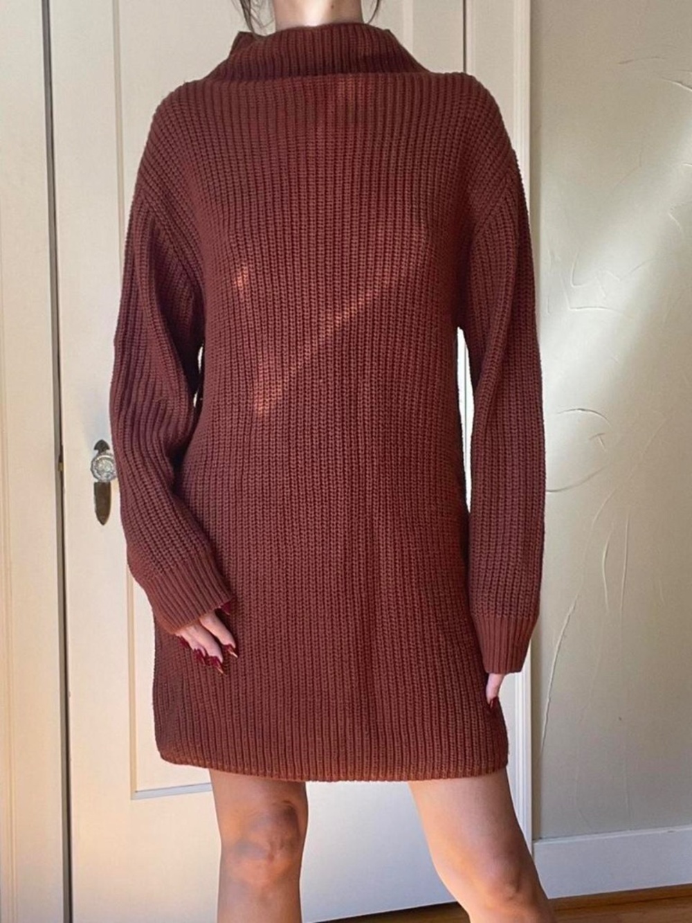Oversized Chunky Knit Tunic Mock Neck Sweater in Rust Size M